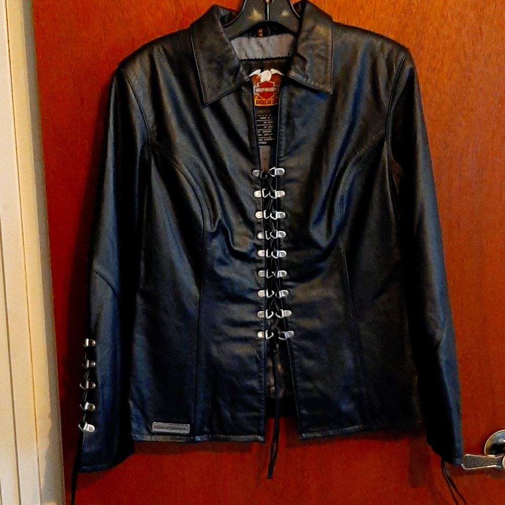 Ladies leather shirt